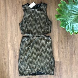 Forever 21 bodycon dress gold and black size s NWT